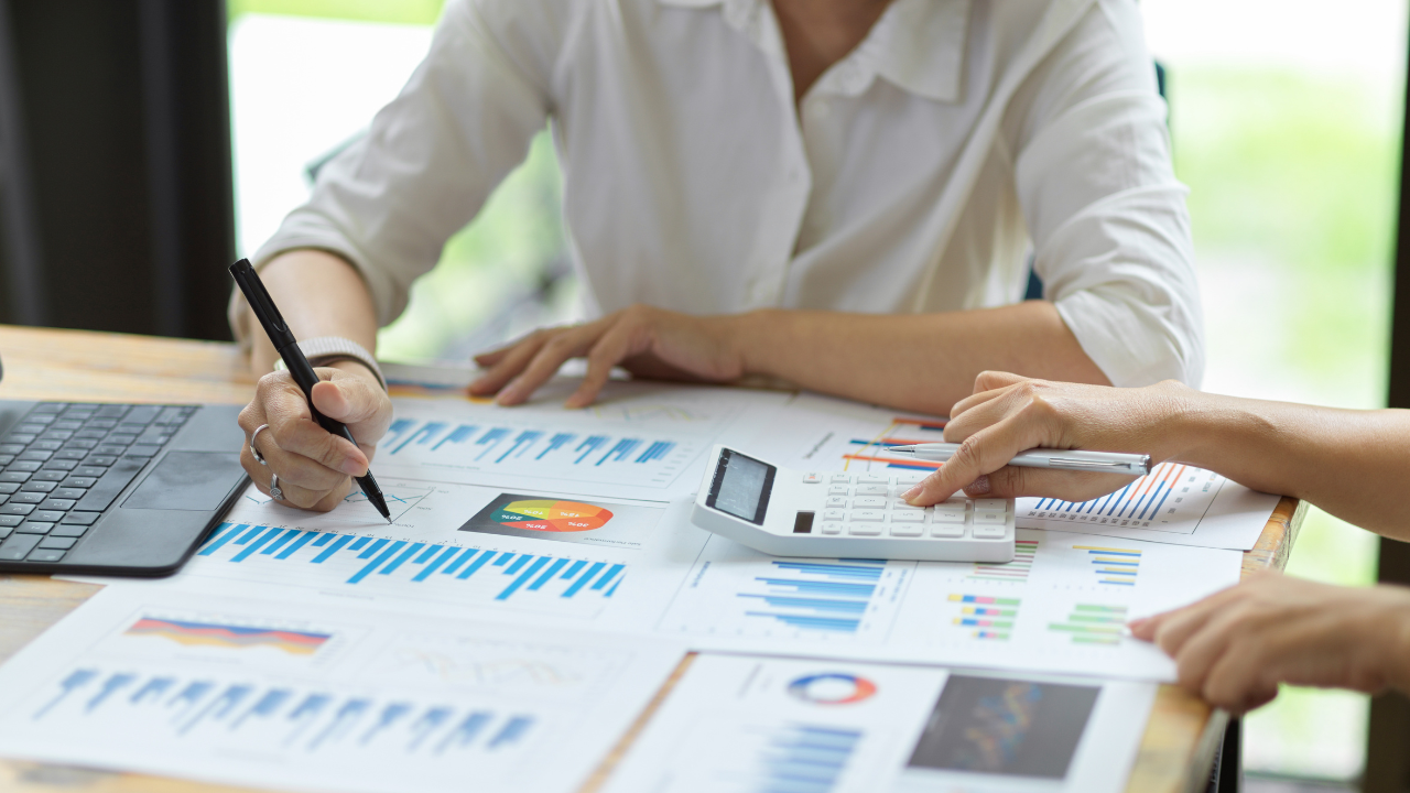 Outsource Estimation